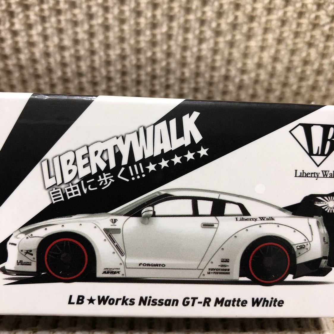 東京オートサロン限定 リバティーウォーク公認 MINI GT 1/64 日産 GT-R 