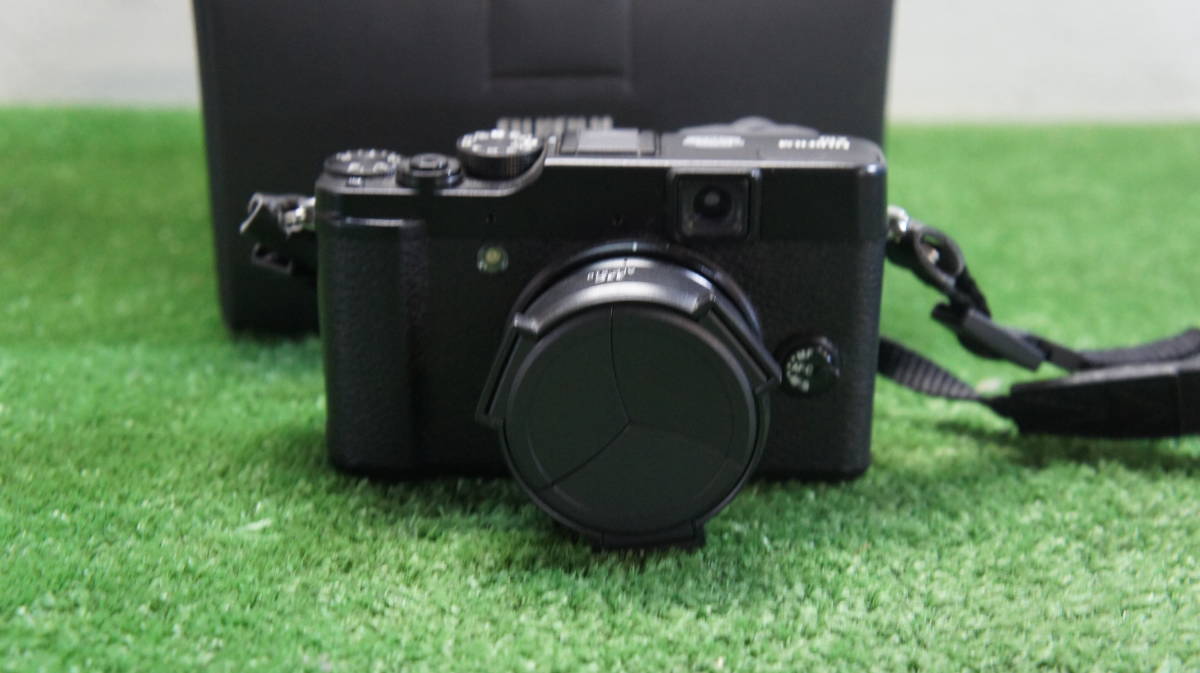 FUJIFILM X10 富士フィルム 外観美品 コンパクト デジタルカメラ SUPER