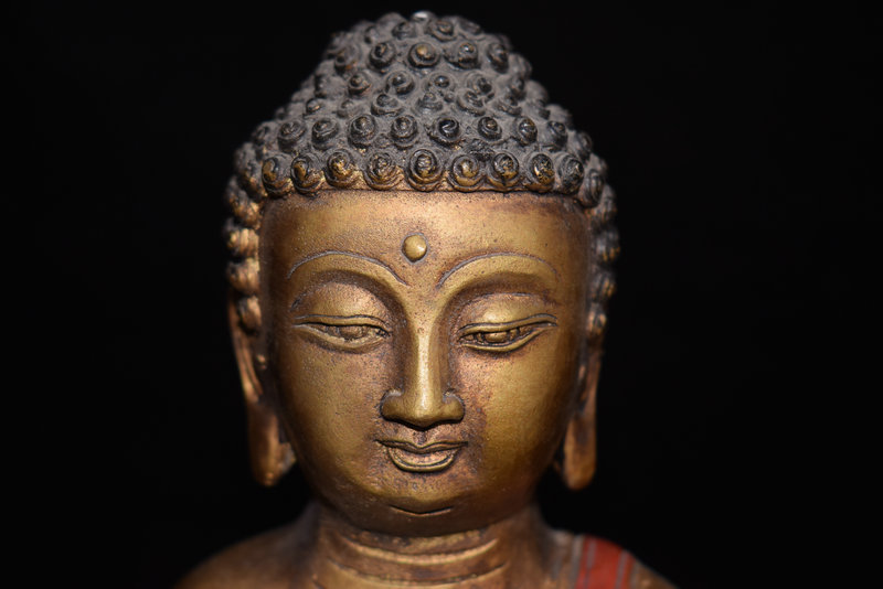 早期収集 銅製 貴重 古仏像 稀少 収蔵品 中国唐物 牛 時代物◇早期收集 木彫大日如来坐像⁄仏教美術 希少 お買い得，お得 密教仏像 銅製金鍍 年代物 鎮宅