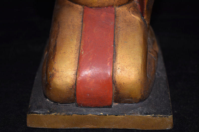 早期収集 銅製 貴重 古仏像 稀少 収蔵品 中国唐物 牛 時代物◇早期收集 木彫大日如来坐像⁄仏教美術 希少 お買い得，お得 密教仏像 銅製金鍍 年代物 鎮宅