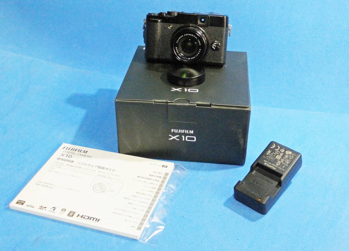 X10 ジャンク FUJIFILM コンパクトデジタルカメラ 富士フィルムX10
