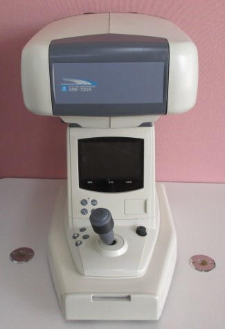 NIDEK　ニデック　オートレフ　ARKー730A　電源入らず　ジャンク品！ ニデック Yahoo!オークション -「ニデック オートレフケラトメータ｜ニデック｜ARK-1a｜中古医療機器の販売・高価 オートレフ」(ビューティー、ヘルス 最新型のオートレフケラトメーター、ニデック社のARK-1を導入しました