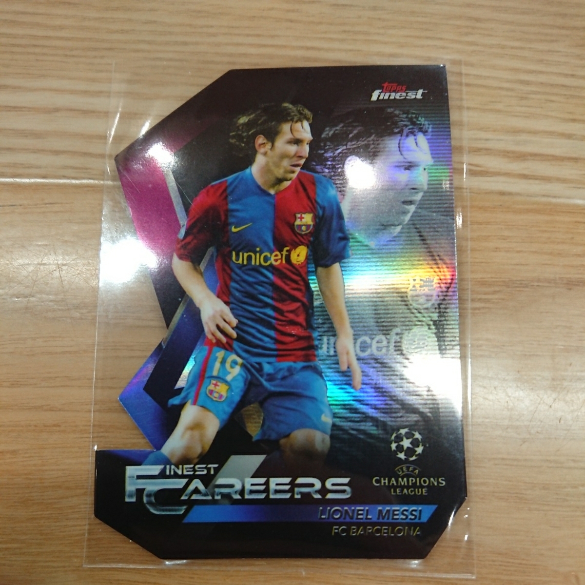 2018-19 Topps UEFA Champions League Finest Careers 2 Lionel Messi FC Barcelona_1