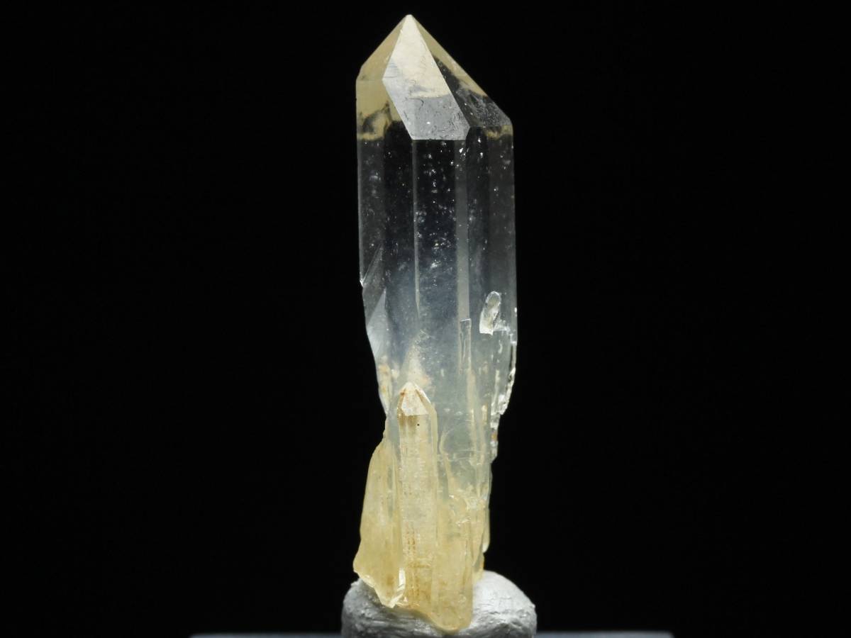 美品【国産 鉱物 水晶 原石】奈良県・五代松鉱山産 クリア レモン