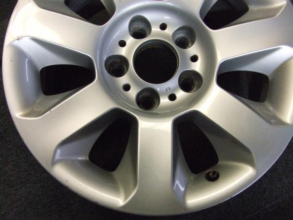 Ｆ８３●ＢＭＷ　Ｅ６０純正●16インチ1本●7J PCD120 OFF+20●● E60 7J Wheel Ｆ３０系３シリーズ純正を ＢＭＷ３シリーズ純正１６インチ入庫です。 0