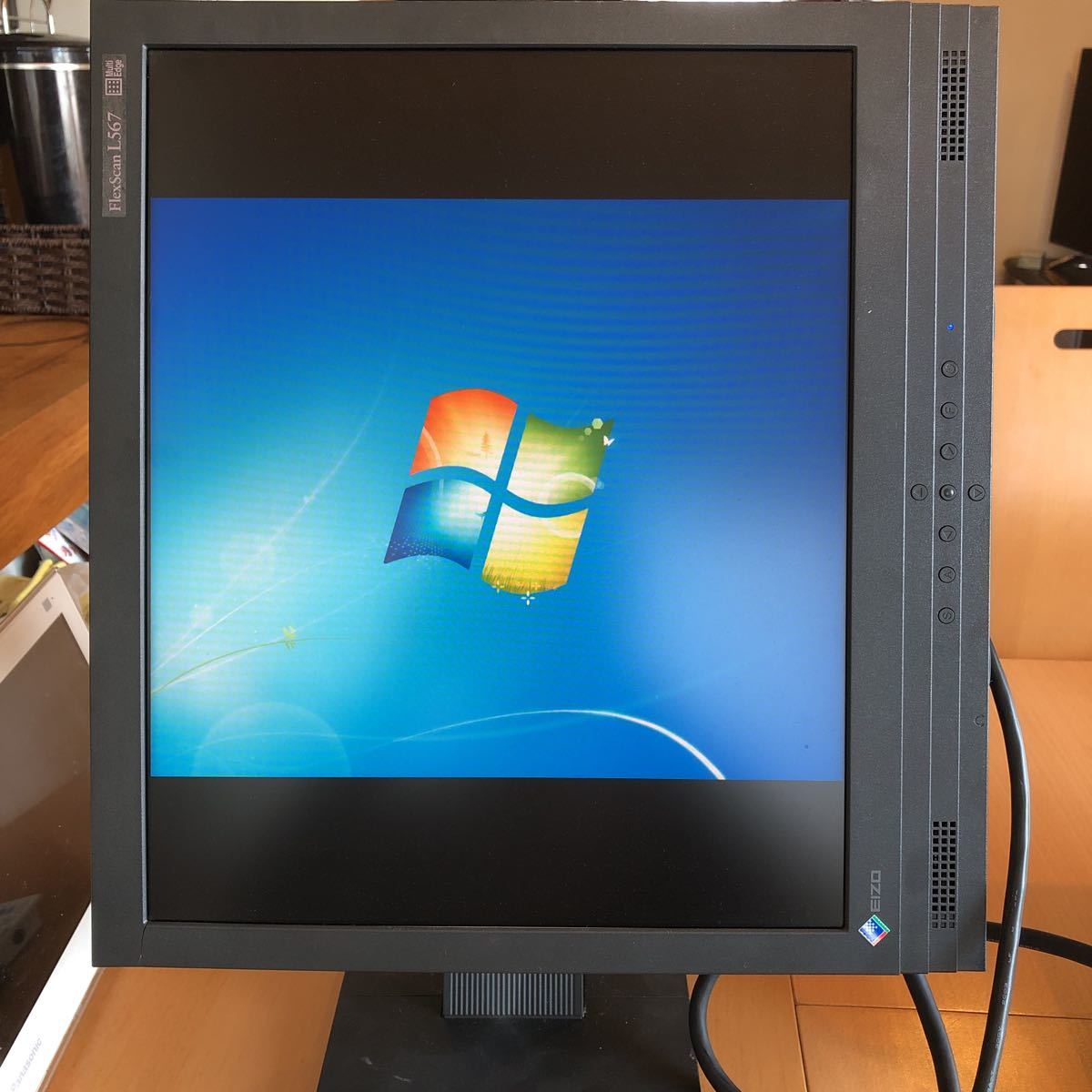 FlexScanL567 液晶ディスプレイ （ナナオ製）_5