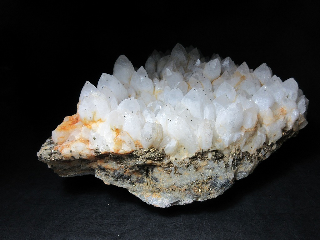 水晶 黄銅鉱 黄鉄鉱 青森県西目屋村尾太鉱山原石 閃亜鉛鉱 青森県