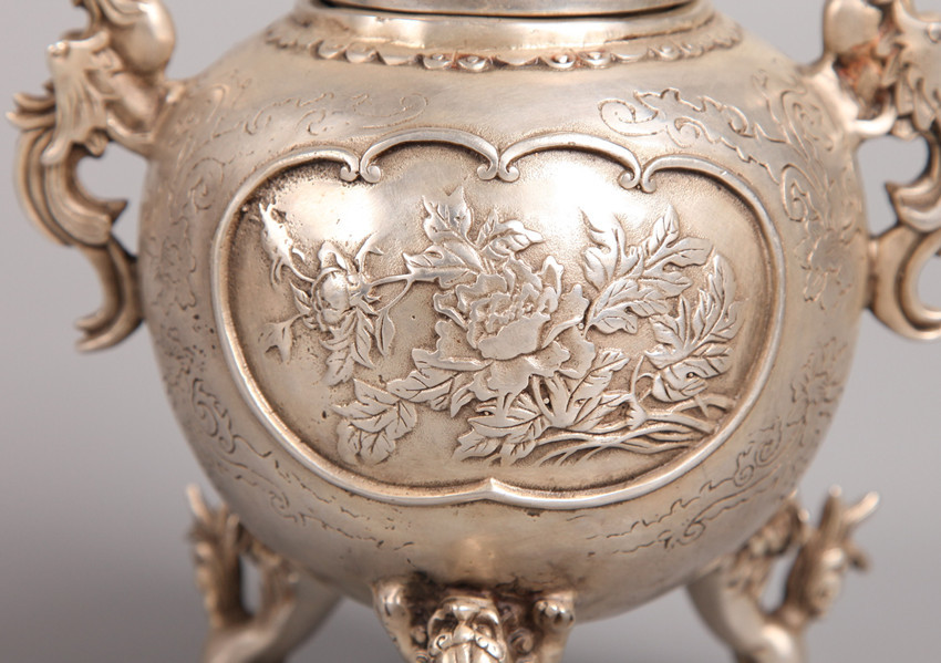 銅製銀色時代銅香炉　大香炉　銘　細工美品　 美術工芸◇骨董 床の間置 鑑賞！香炉 清課堂 銅器の製作（香炉を主に） -「銅香炉」の落札相場・落札価格