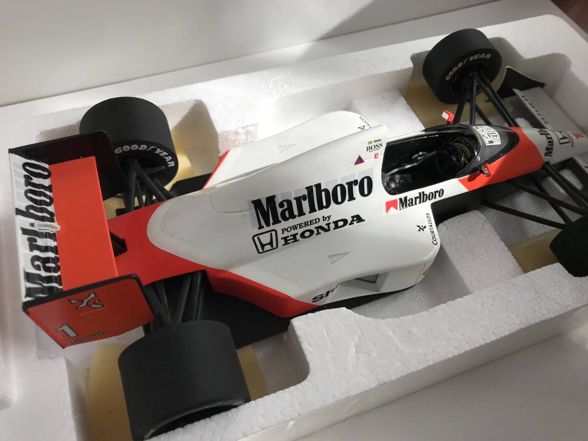 PMA 1⁄18マクラーレン ホンダ MP4⁄5 A.セナ 1989年 マルボロ仕様