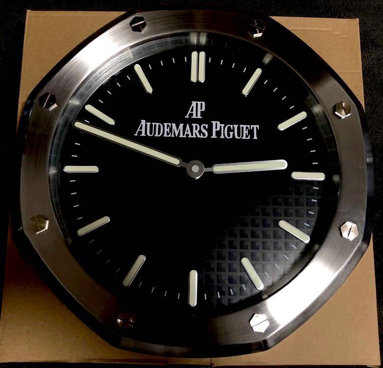 AP オーデマピゲ ロイヤルオーク 掛け時計 非売品 販促用 (ノベルティ) 白