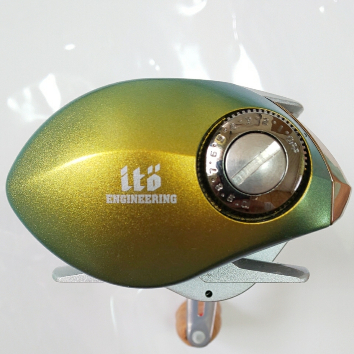 ダイワ × メガバス TD-ito 103HL【美品】Daiwa × Megabass TD-Z 左巻き