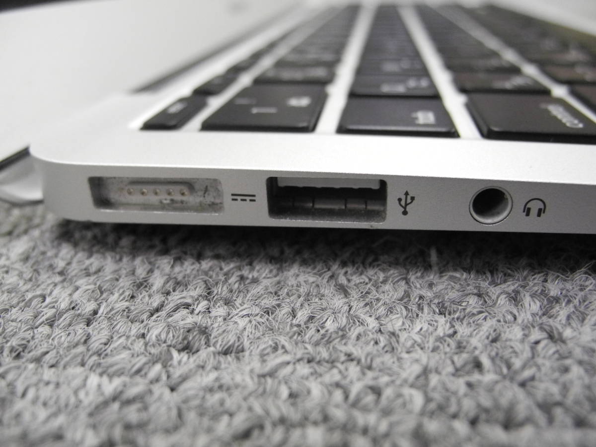 MacBook Air 2015 i5 4GB 256GB 充電回数153回 A1465 MJVP2J/A 初期化 