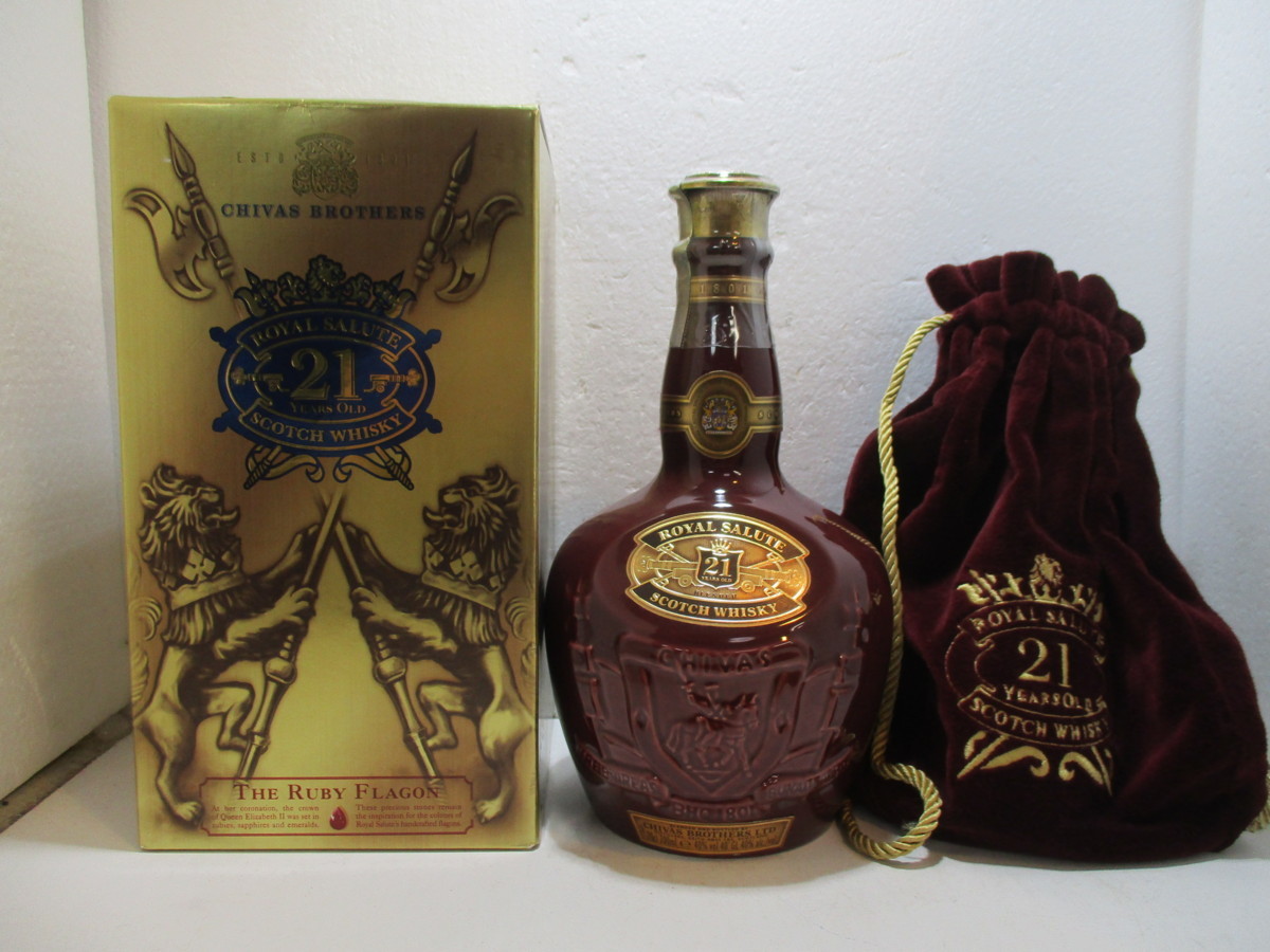 ROYAL SALUTE 21年 ロイヤルサルート 21年 ウイスキー 陶器ボトル 赤