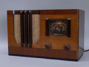 ナショナル 真空管ラジオのYahoo!オークション(旧ヤフオク!)の相場