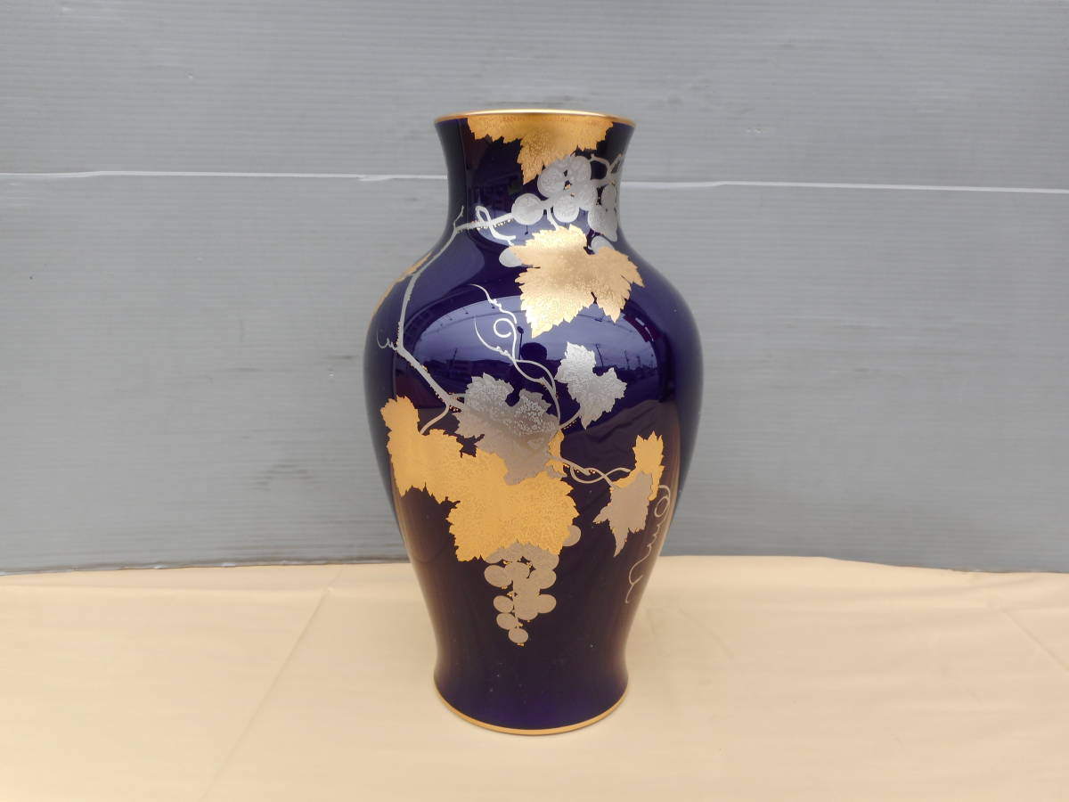 大倉陶園 瑠璃金蝕ぶどう フラワーベース 花瓶 カップ＆ソーサー 壺型花瓶