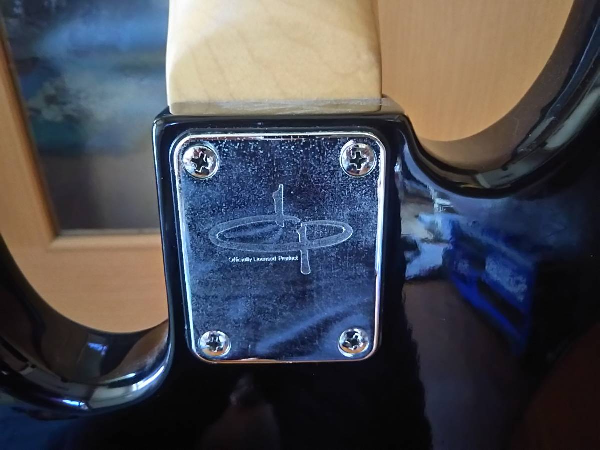 OLP Stingray MusicManのエントリーブランドOLPのStingRayタイプが入荷