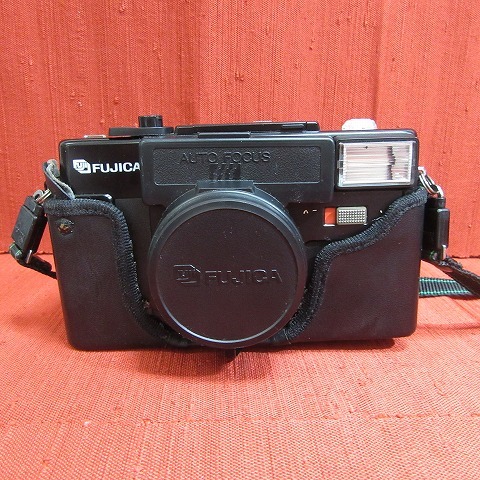 FUJICA　AUTO-7　FOCUS　DATE　1：28　ｆ＝38ｍｍ_9