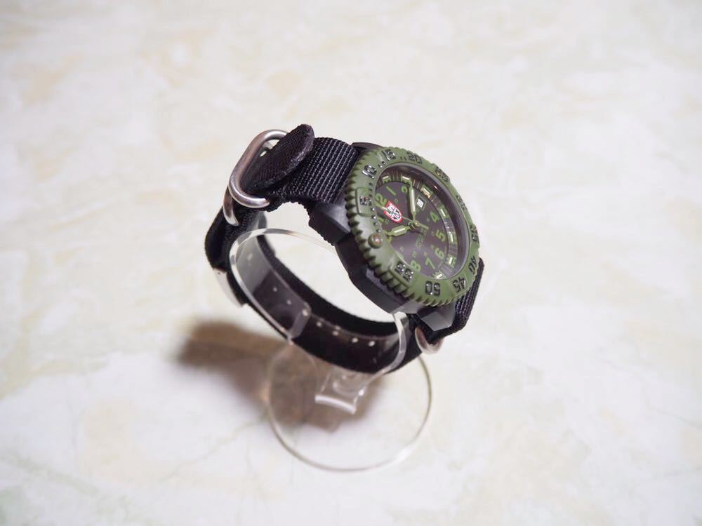 未使用 LUMINOX ルミノックス ネイビーシールズ OD MILIYARY 3041 