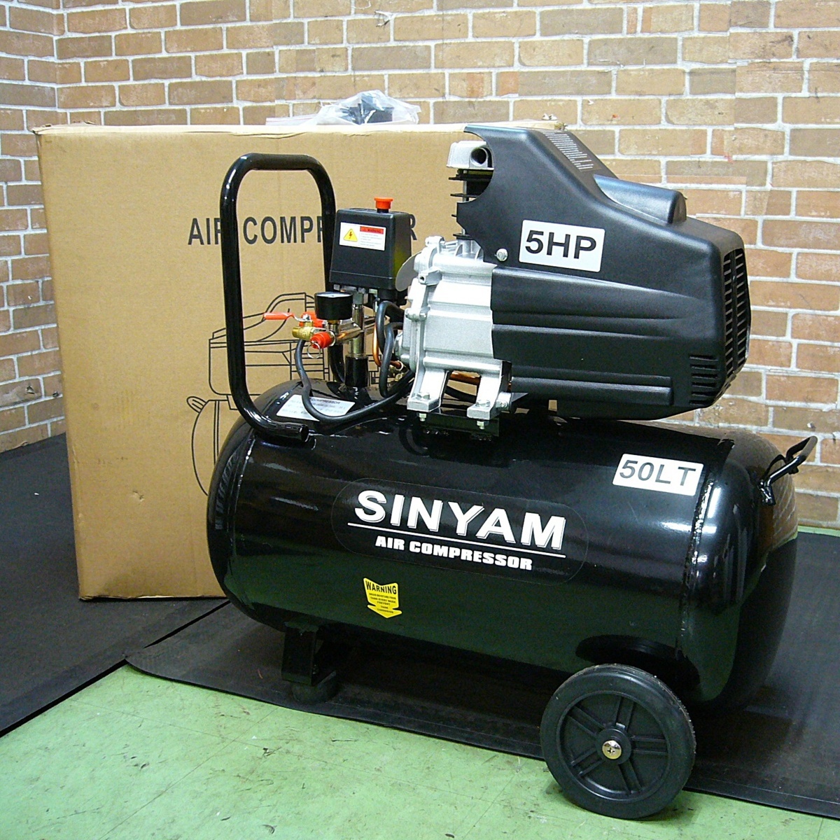 ○ エアーコンプレッサー ジャンク 100V 5馬力 50Lタンク 0.8Mpa 取説 