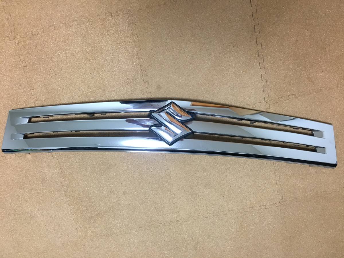スペーシア DBA-MK32S ラジエータグリル 71740-81M10-C48 中古