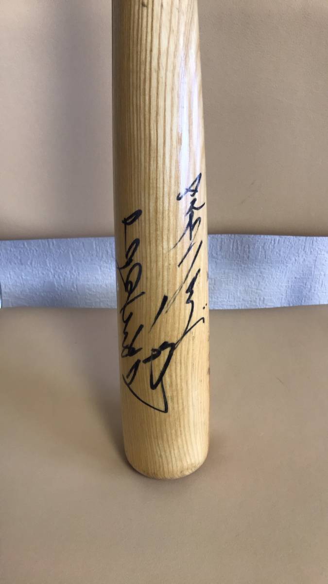 古田敦也 27 元ヤクルトスワローズ 古田敦也選手 直筆サイン入り