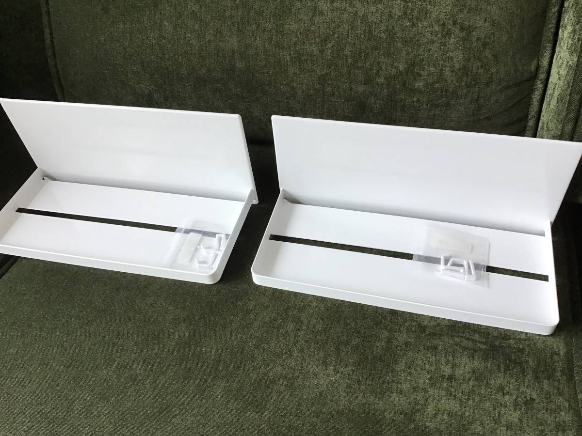 美品/2個セット/tower/ラージ/タワー/マグネット/バスルームラック/ホワイト/磁石/浴室/壁面/シャンプー置き/フック2個付き