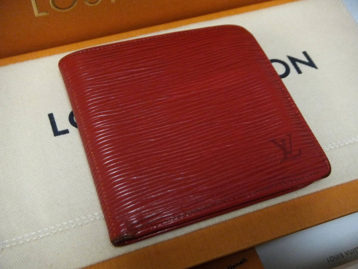 【外側美品！超人気！】ルイ・ヴィトン　エピ　ポルトフォイユ・マルコ　２つ折財布　カスティリアン・レッド　定価６５，８８０円