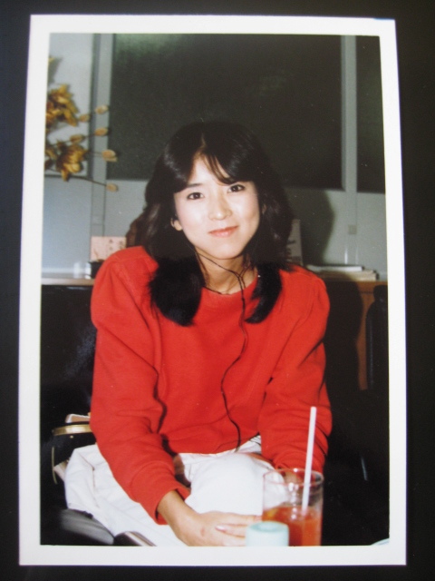 昭和 女性アイドル 当時物 川島なお美 生写真 写真 売買されたオークション情報 Yahooの商品情報をアーカイブ公開 オークファン Aucfan Com