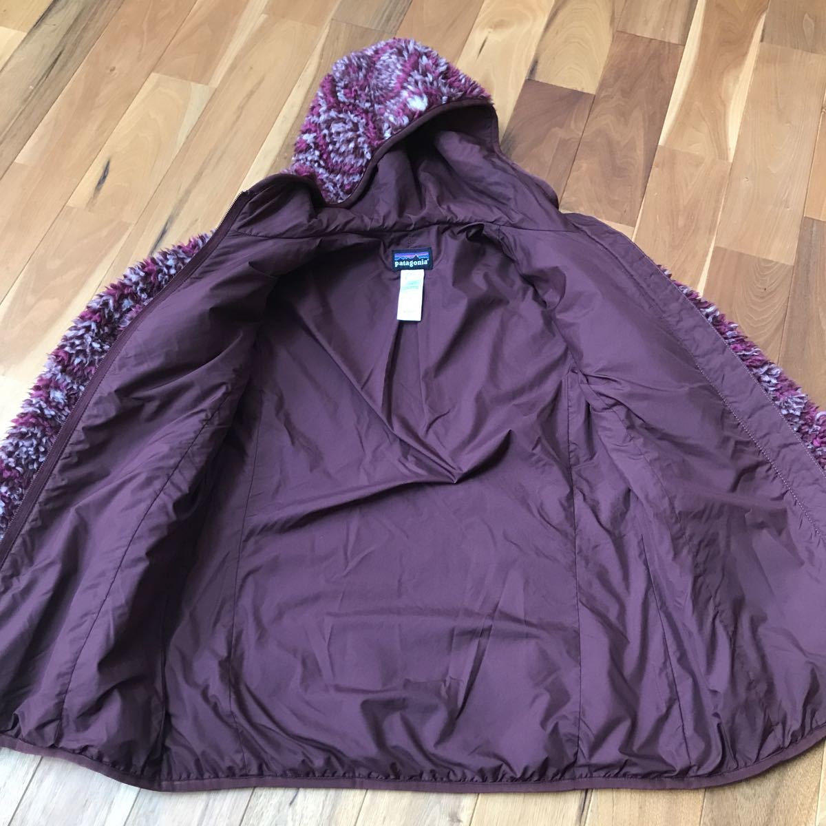 パタゴニア 値下げ中Patagonia XS サイズ ウィメンズフリース 