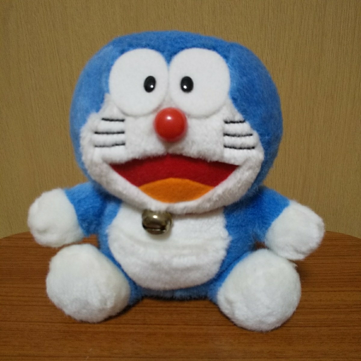 ドラえもん ぬいぐるみ レトロ 藤子プロ 昔のドラえもん ドラエモン 昭和レトロ ビンテージ どらえもん ドラえもん 売買されたオークション情報 Yahooの商品情報をアーカイブ公開 オークファン Aucfan Com