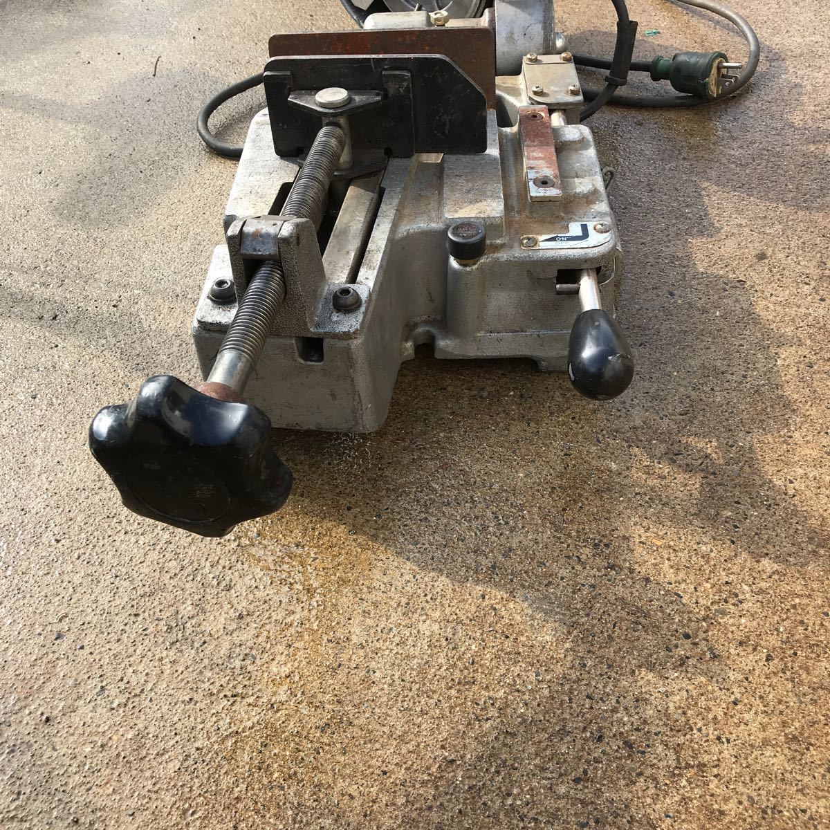 Shindaiwa 新ダイワ バンドソー RB120FV 切断加工 中古動作品 【公式通販】