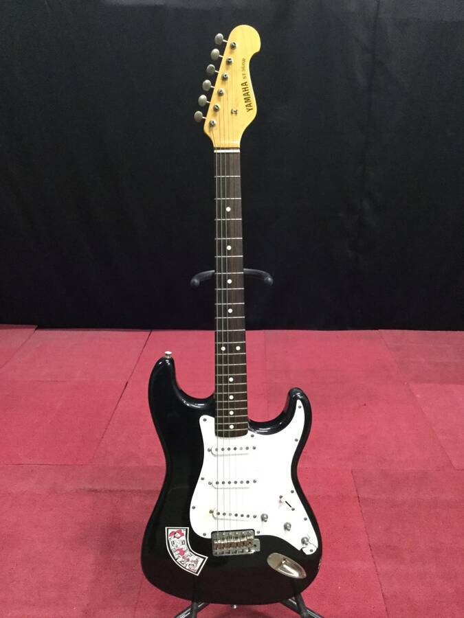 YAMAHA ST360R エレキギター★現状品