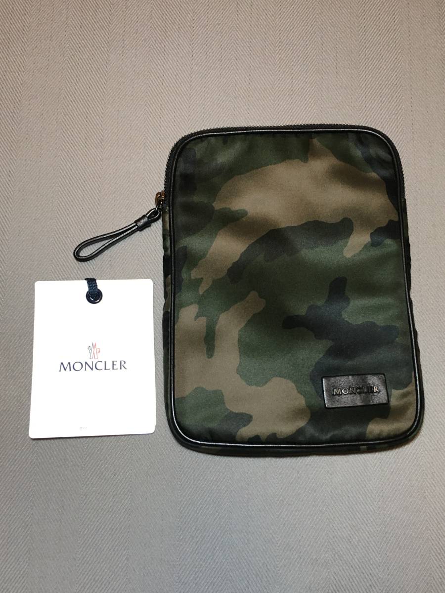  本物 モンクレール MONCLER タブレットケース ポーチ 迷彩 カモフラージュ カーキ グリーン ロゴ クラッチ バッグ(その他)｜売買されたオークション情報、yahooの商品情報をアーカイブ公開 - オ 男性用