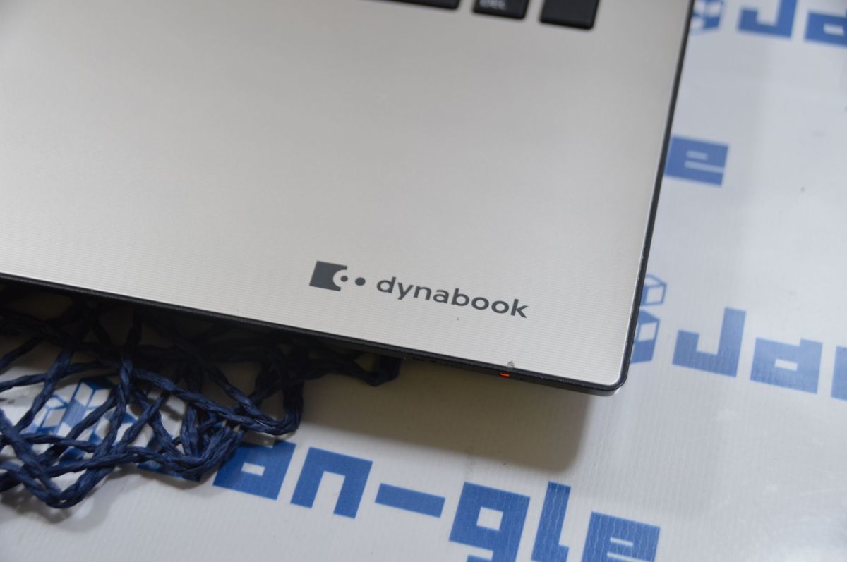 dynabook 東芝 AZ85⁄UG PAZ85UG-BNA-K 価格.com限定モデル 価格 Used