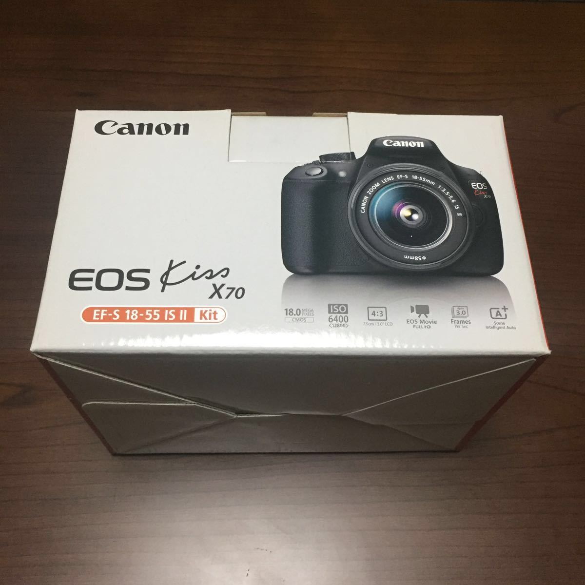 未開封品 CANON EOS Kiss X70 EF-S18-55 IS II レンズキット