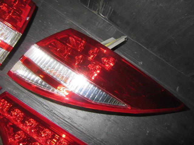 50系 エスティマ 前期 純正左右テールランプ 5点セット 加工用に? LED