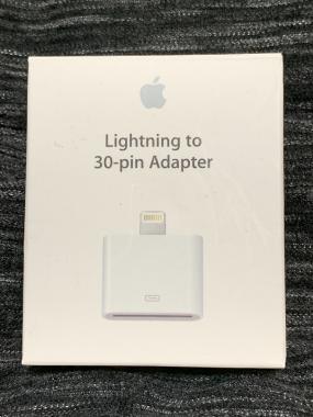 Apple純正 しぶく A1468 Lightning 30ピン アダプタ