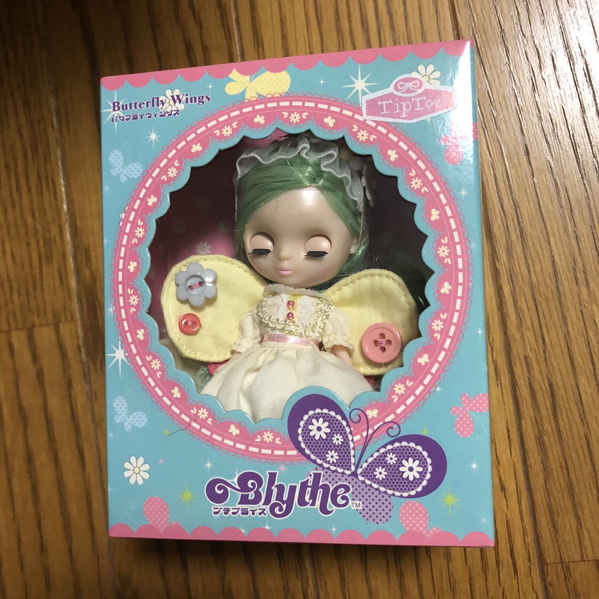 プチブライス バタフライウィングス　開封済み　中古品　cwc blythe 