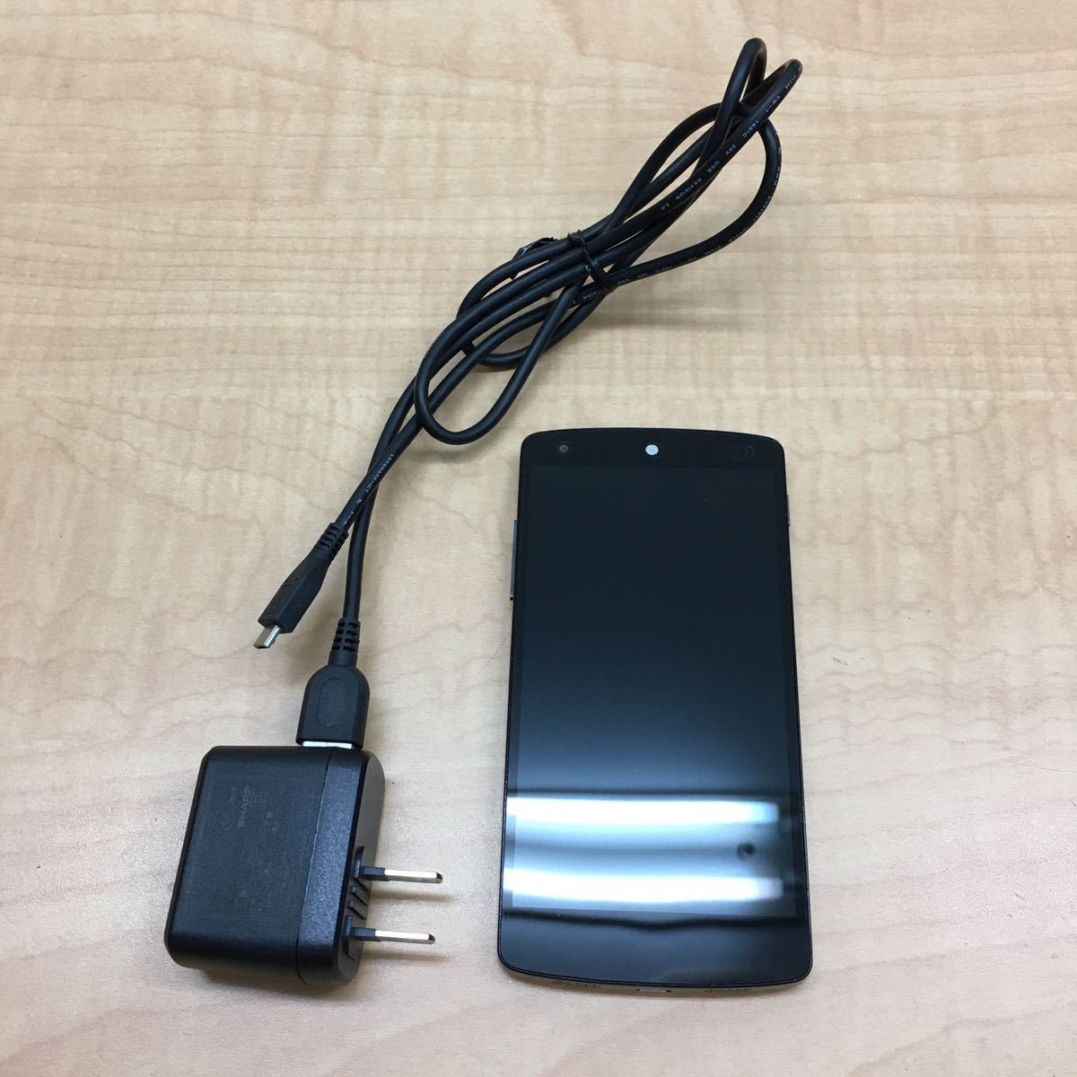 Lg Nexus5 Google スマホ 充電器付き ワイモバイル 売買されたオークション情報 Yahooの商品情報をアーカイブ公開 オークファン Aucfan Com