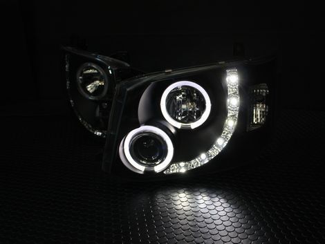 数量限定 1スタート 200系ハイエース 3型プロジェクターヘッドライト