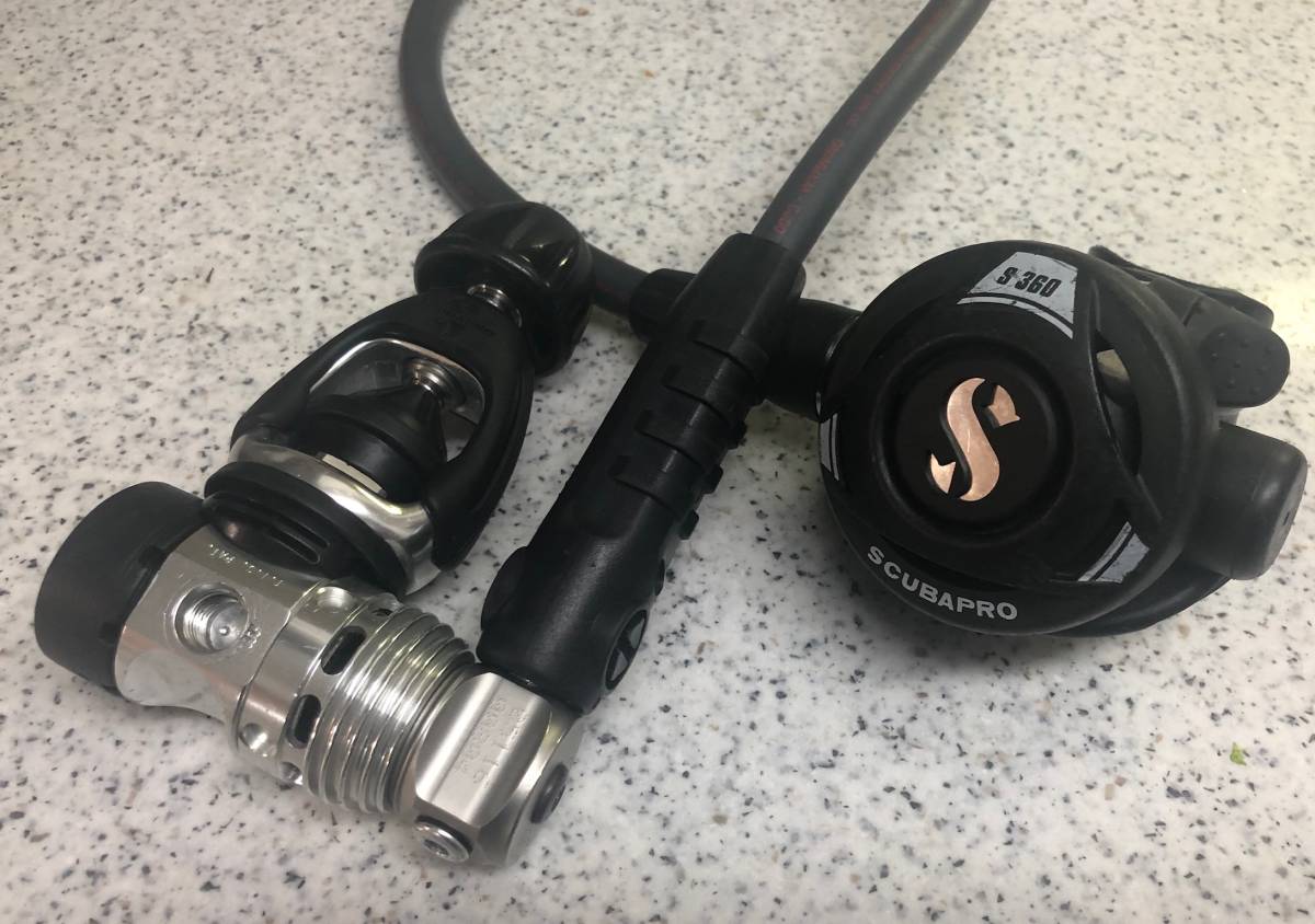 新作登場 SCUBAPRO スキューバプロ レギュレーター 1st MK25SA アルミ製 2nd S360(レギュレータ)｜売買されたオークション情報、yahooの商品情報をアーカイブ公開 - オークファン レギュレータ