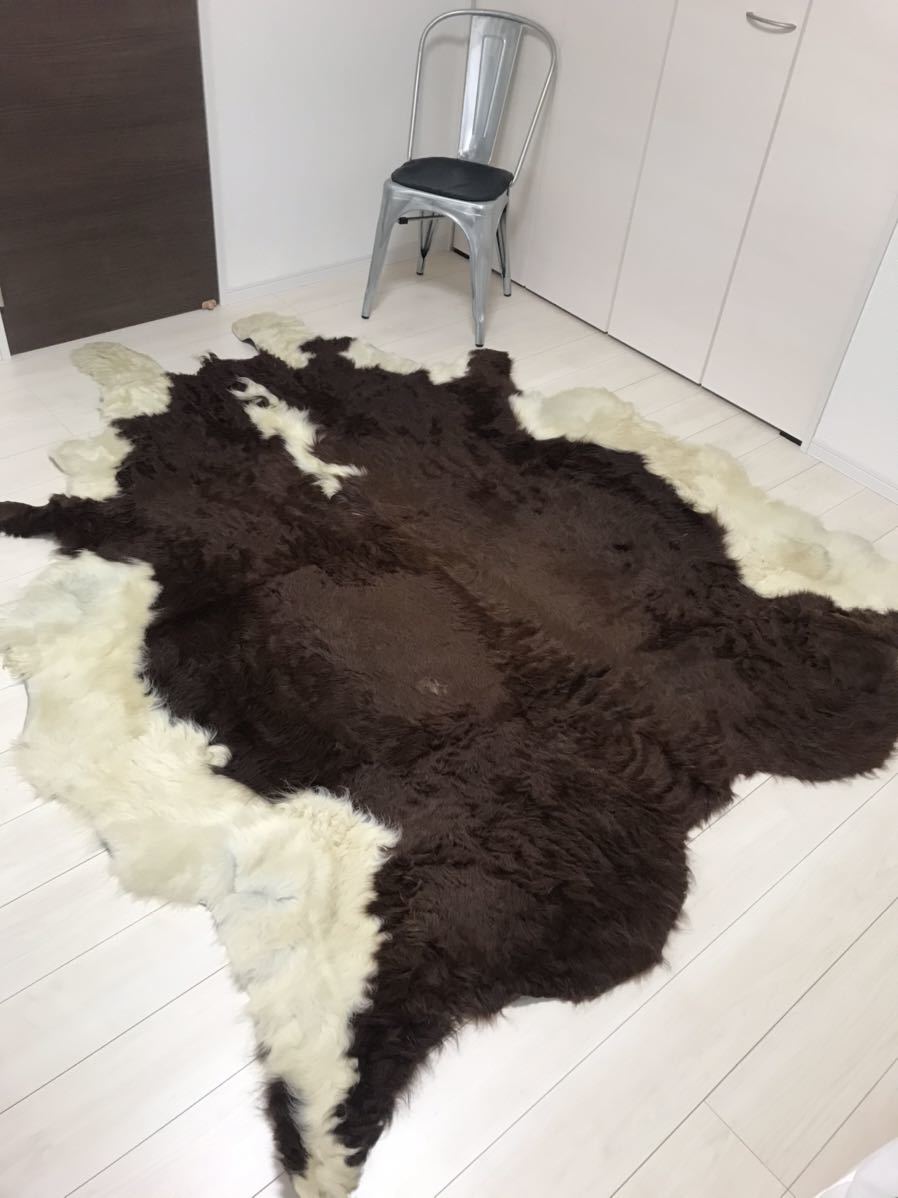 カウラグ 天然牛革 カウハイドラグ 本革 新品 未使用 牛柄 ラグ