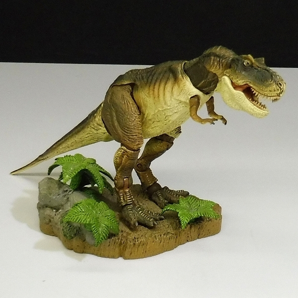 mBU570b [人気] 海洋堂 特撮リボルテック 002 大魔神 LR-022 ティラノサウルス | フィギュア U 大魔神 完成品 フィギュア 大魔神|HARDOFFオフモール（オフモ 海洋堂|リボルテック 海洋堂オンラインストア