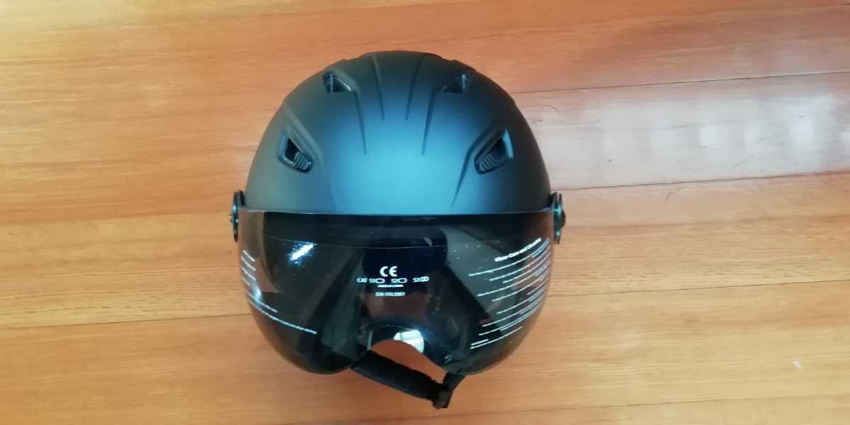 超激得，お買い得 即納 バイザー ヘルメット カラーマットブラック サイズ L 58cm~62cm スキー スノーボード ウエア ゴーグル プロテクター(ヘルメット)｜売買されたオークション情報、yahooの商品情報をアーカイ ヘルメット