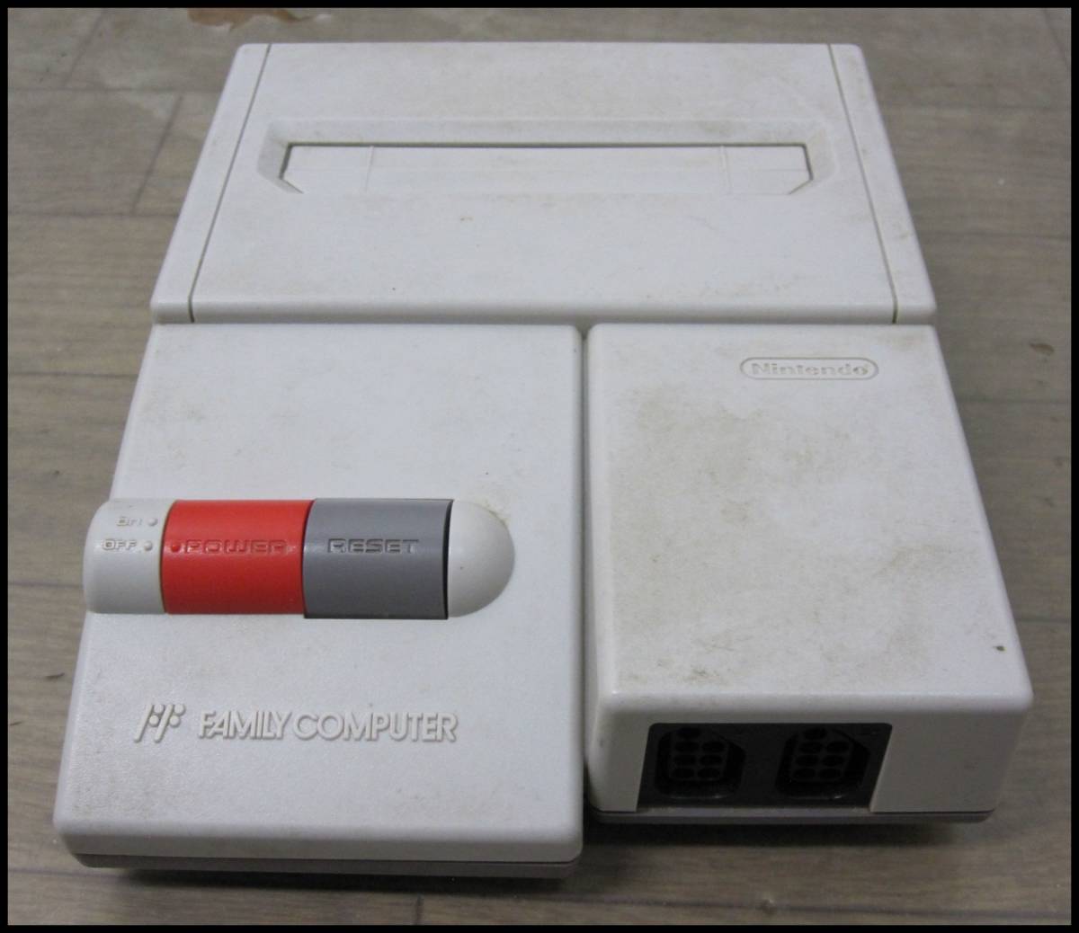 mt8951f 動作OK 任天堂/Nintendo ニューファミコン AV仕様 HVC-101 本体一式 ソフト3本付_2