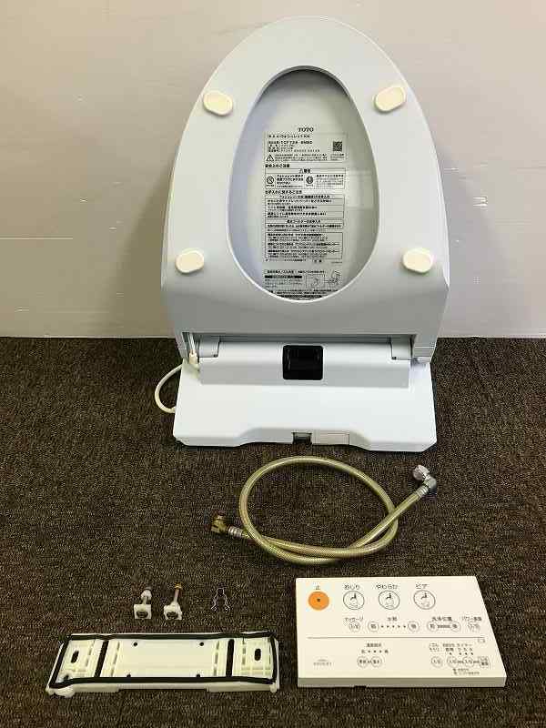 中古】TOTO ☆リモコン付き☆電気温水便座 ウォシュレット・シャワー