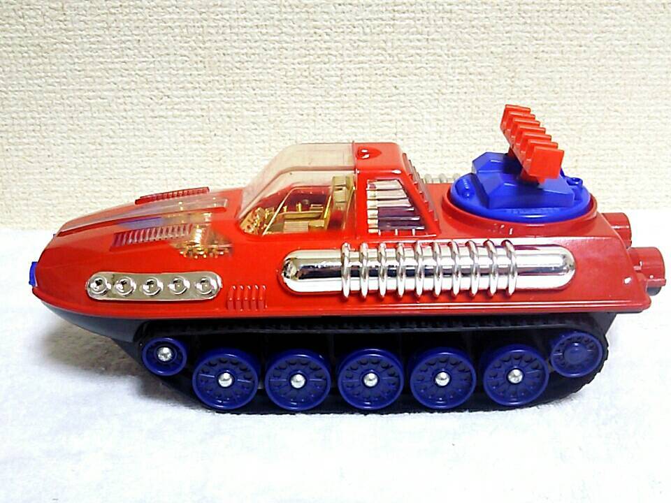 希少 レトロ ビンテージ コンピューターカー バンダイ RTミサイル 赤