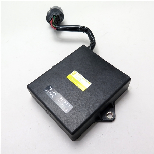 ♪ZZR1100/ZXT10D 純正 CDI/イグナイター(K0304A06) ZZ-R1100/D型
