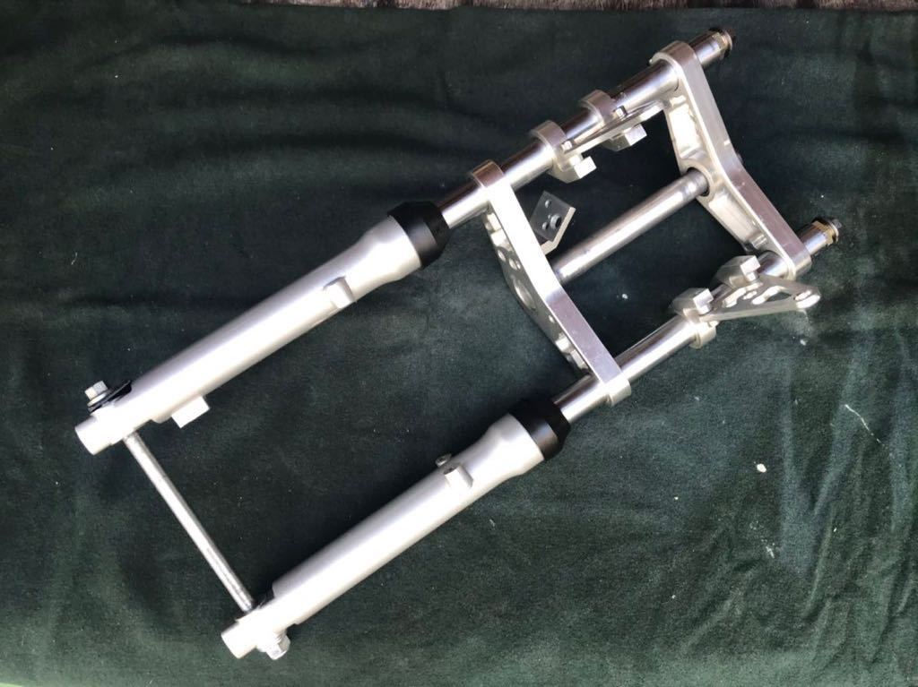 CBR250RR 現行型 倒立フロントフォーク左右セット、45x50x37mm、難あり