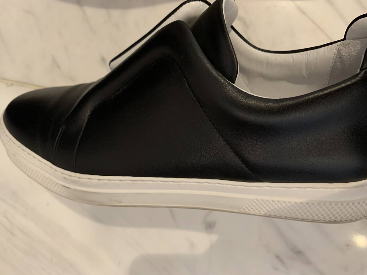 美品】 PIERRE HARDY ピエールアルディ 定番スリッポン スライダー 